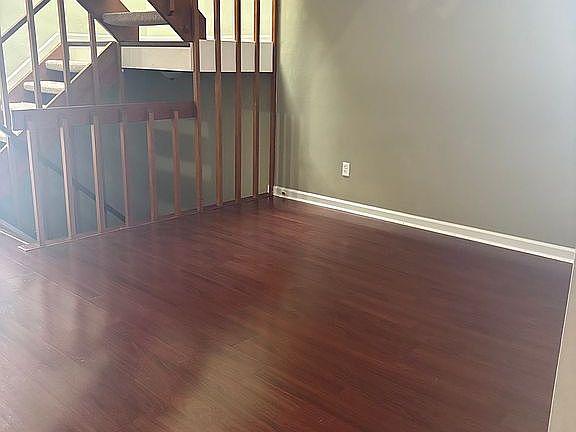 4th image of 3426 Morning Dove Rd