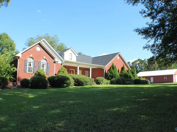 305 County Highway 48, Blountsville, AL 35031