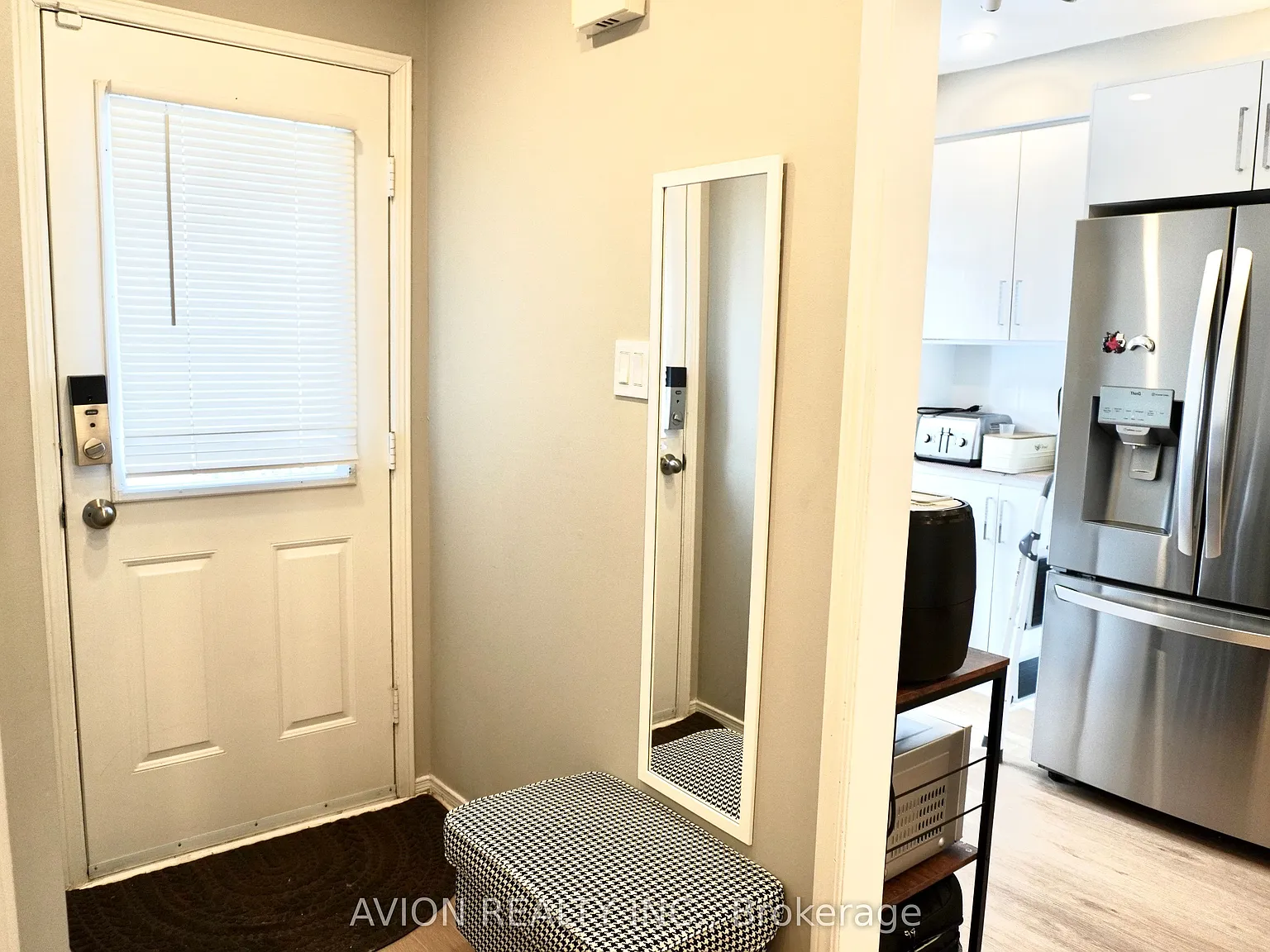 3 bed, $2,750 — Photo 4