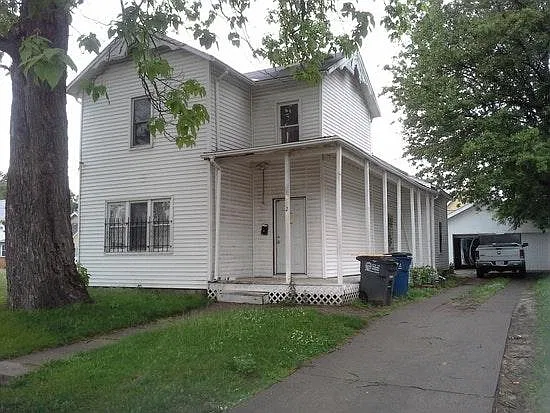1332 Indiana Ave — Photo 1