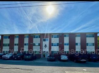 5703 S 14th St APT 2, Omaha, NE 68107