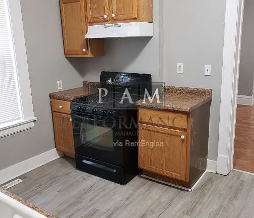 5th image of 1000 Hagerer St