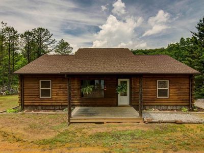 Peters Hill Craig Woods, New Castle, VA, 24127