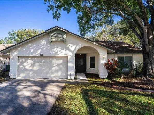 1410 Club Dr, Tarpon Springs, FL 34689