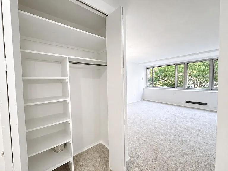4101 Cathedral Ave NW #616 — Photo 17
