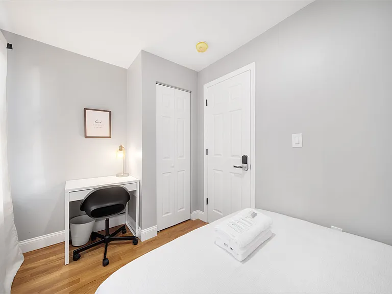 16 Mitchell St #2 — Photo 10
