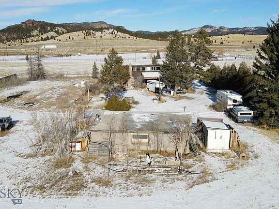 5th image of 700 Dawson Loop