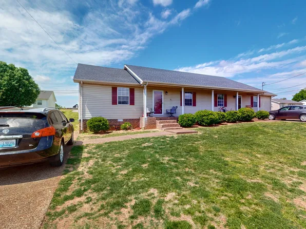 720 Pat Ave, Hopkinsville, KY 42240