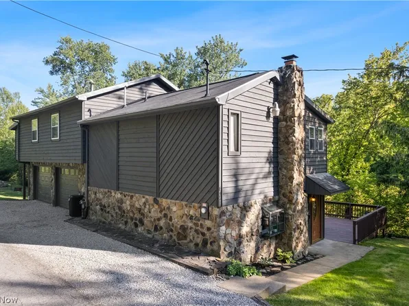 842 River Rd, Davisville, WV 26142