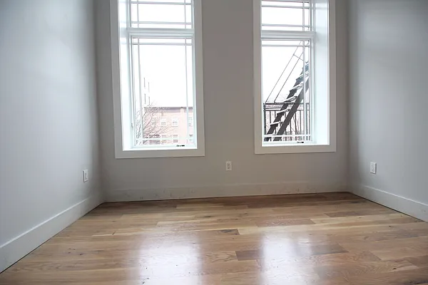 Rented by Nooklyn NYC LLC | media 18