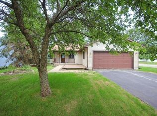 7113 Lancaster Ln, Madison, WI 53719