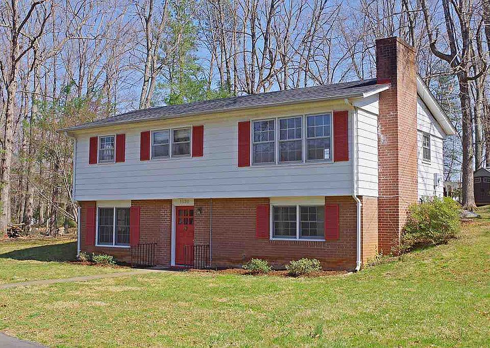 2nd image of 1538 Ballard Dr