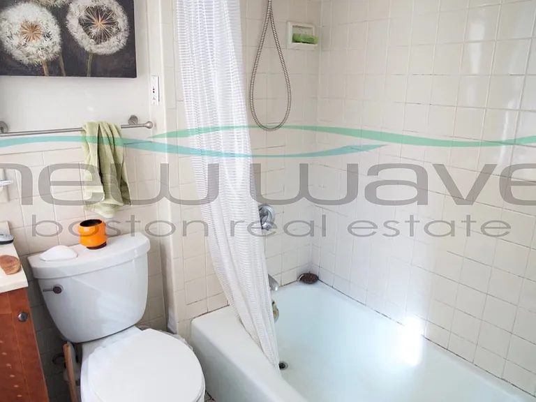 39 Charles St #3 — Photo 7