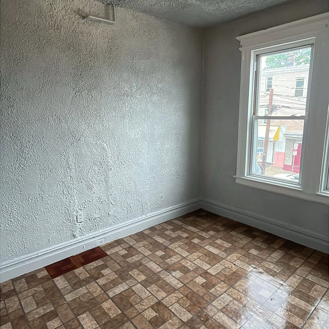 2 bed, $650 — Photo 3