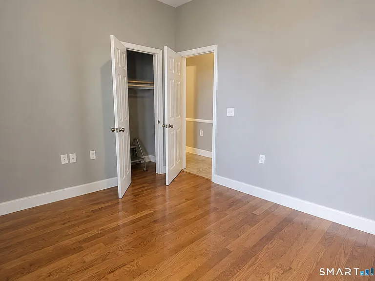 245 Ferry St — Photo 7
