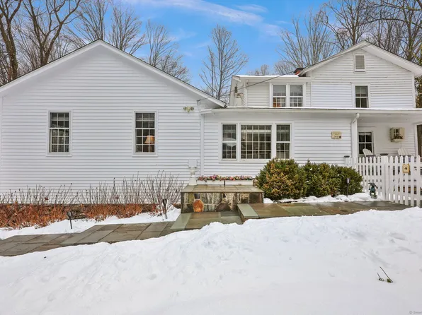 35 Cedar Road, Wilton, CT 06897