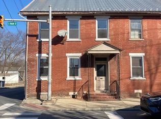 201 S Main St APT 4, Manheim, PA 17545