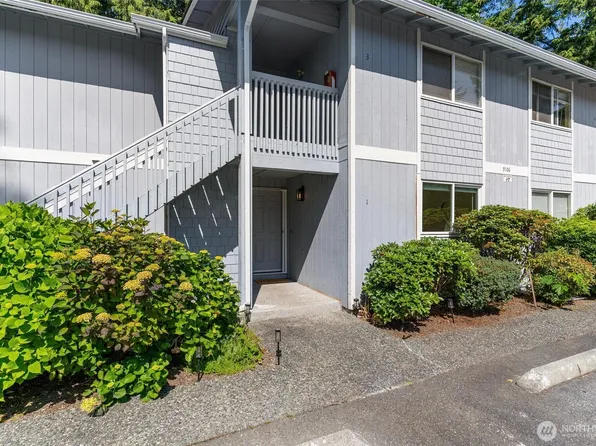 9106 1st Place NE #1, Lake Stevens, WA 98258