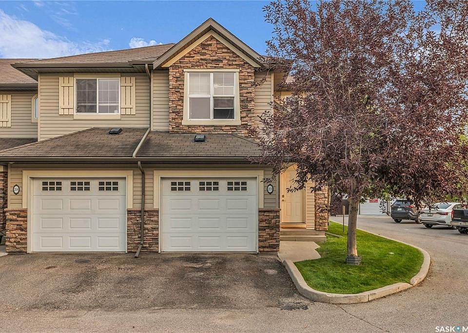 1st image of 615 Lynd Cres #209
