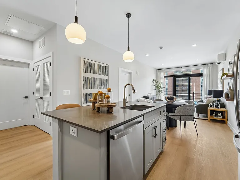 OneWest Apartments — Photo 51