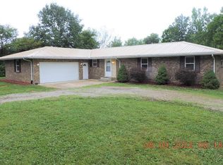 119 Poland Rd, Danville, IL 61834