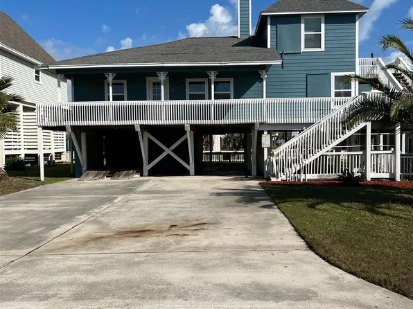13114 Coronado Dr, Freeport, TX 77541
