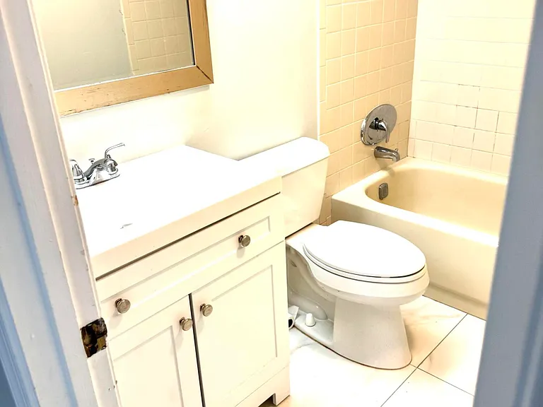 4121 Oak Terrace Dr — Photo 3