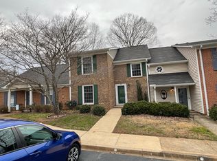 902 Wenwood Cir, Greenville, SC 29607