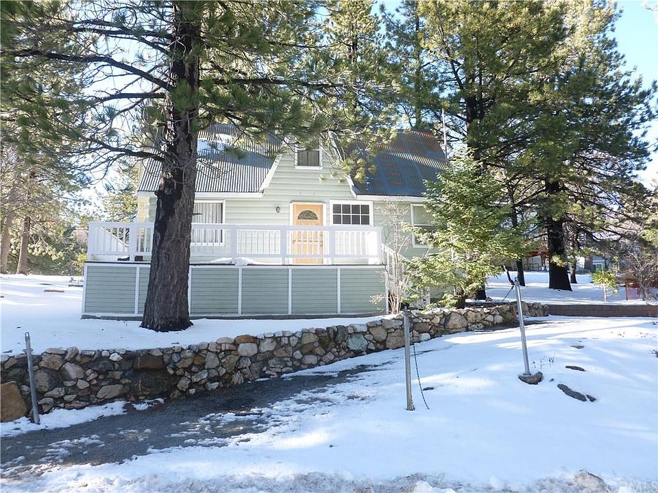 1st image of 33220 Juniper Ln