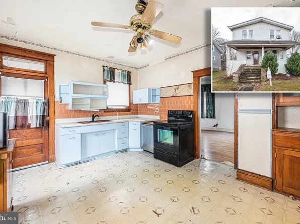 2917 Pinewood Ave, Baltimore, MD 21214