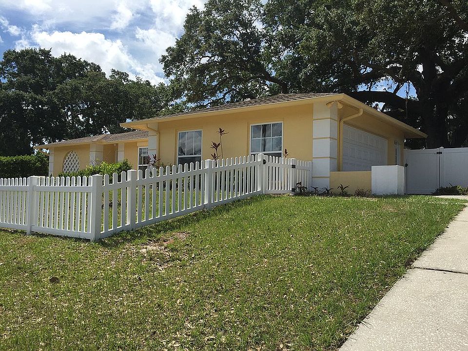 1st image of 961 Knollwood Dr