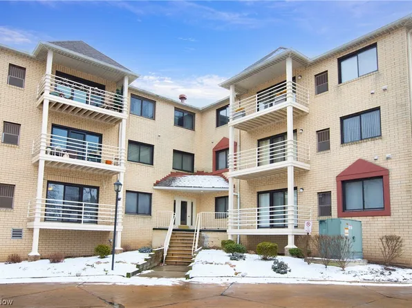 19510 Lorain Rd APT 105, Fairview Park, OH 44126