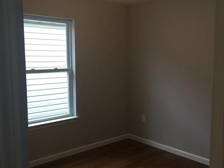 196 Hunterdon St #3 — Photo 9