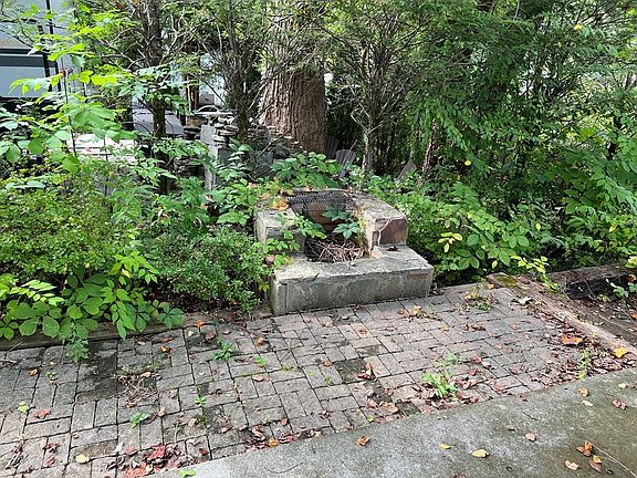 3rd image of 4229 E Parkway Lot 111