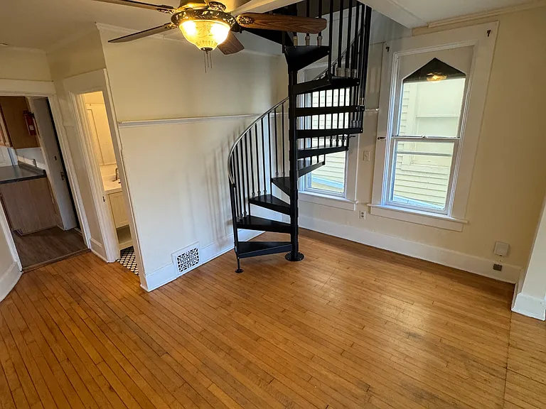 804 E Kewaunee St #804 — Photo 8