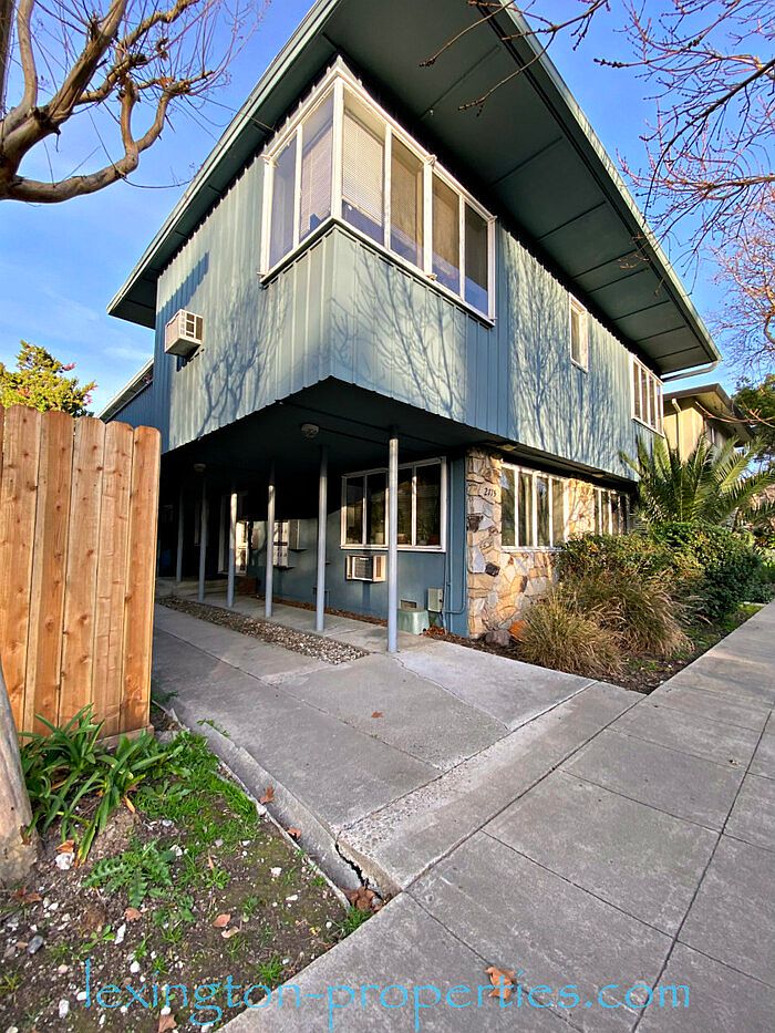 2715 O St 8, Sacramento, CA 95816 Zillow