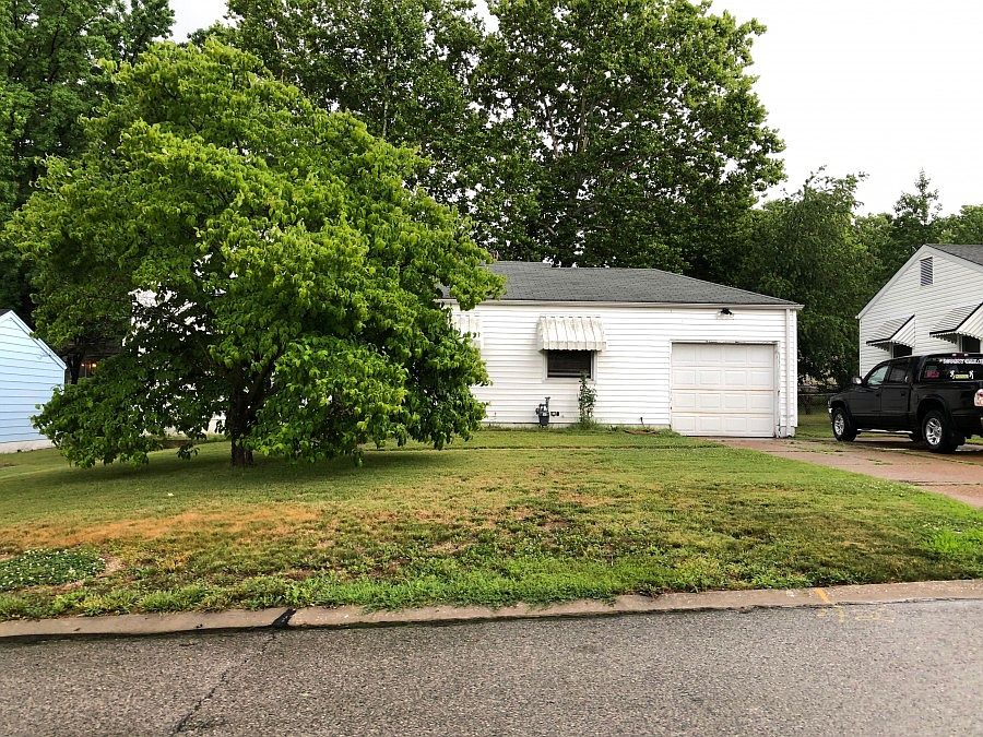 1st image of 10530 Ewell Dr