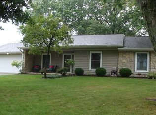 9690 Elm Dr, Carmel, IN 46032