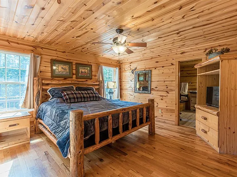 163 Sequoia Trce — Photo 10