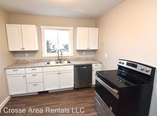 3005 Lakeshore Dr, La Crosse, WI 54603