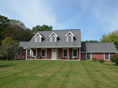 47 Pommelay Farms Ln, Red Hook, NY, 12571