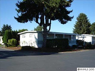 2nd image of 4266 Eden St SE