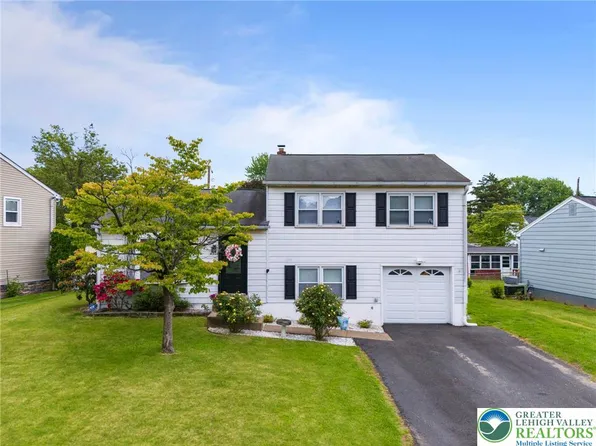 4308 Winfield Ter, Easton, PA 18045