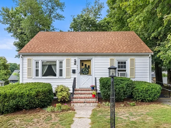 244 Beech Ave, Melrose, MA 02176