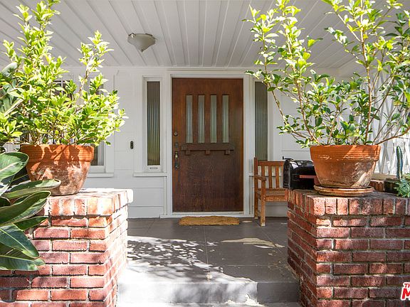 3rd image of 1636 N Curson Ave