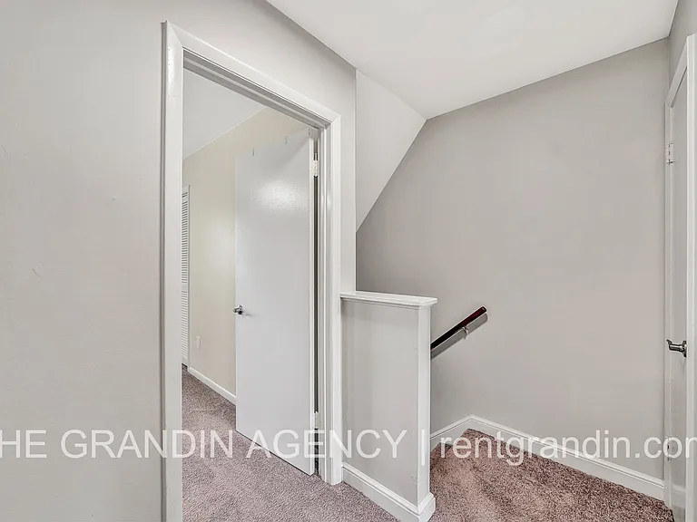 2153 Mulberry St — Photo 10