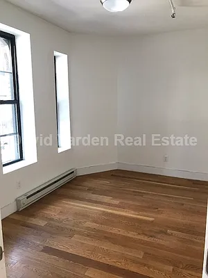 Rented by Mishkan Group | media 8