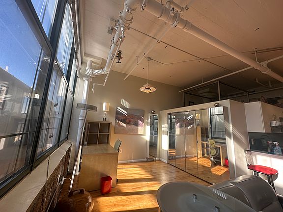 3rd image of 314 N 12th St #606A