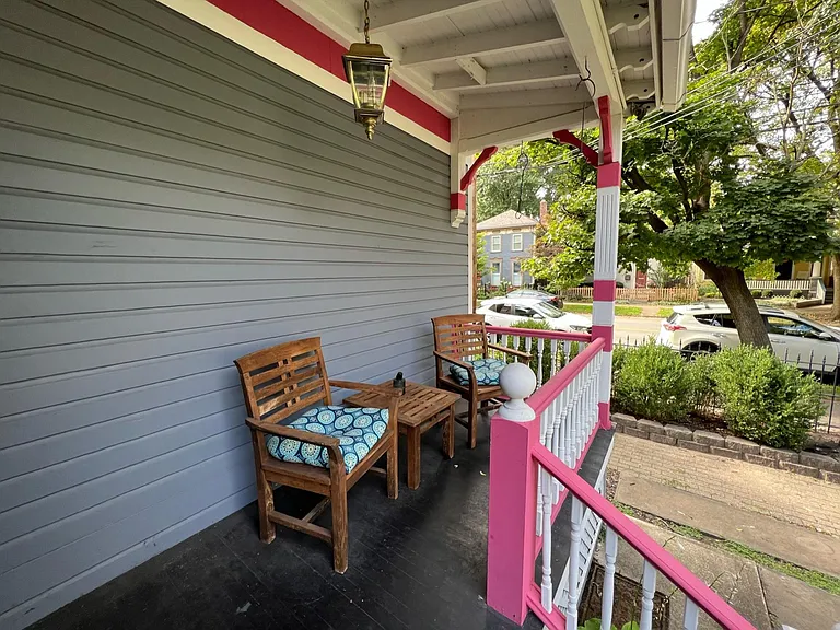 3909 Bridge Ave — Photo 3
