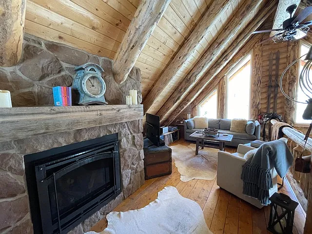 4083 Elk Dr — Photo 10